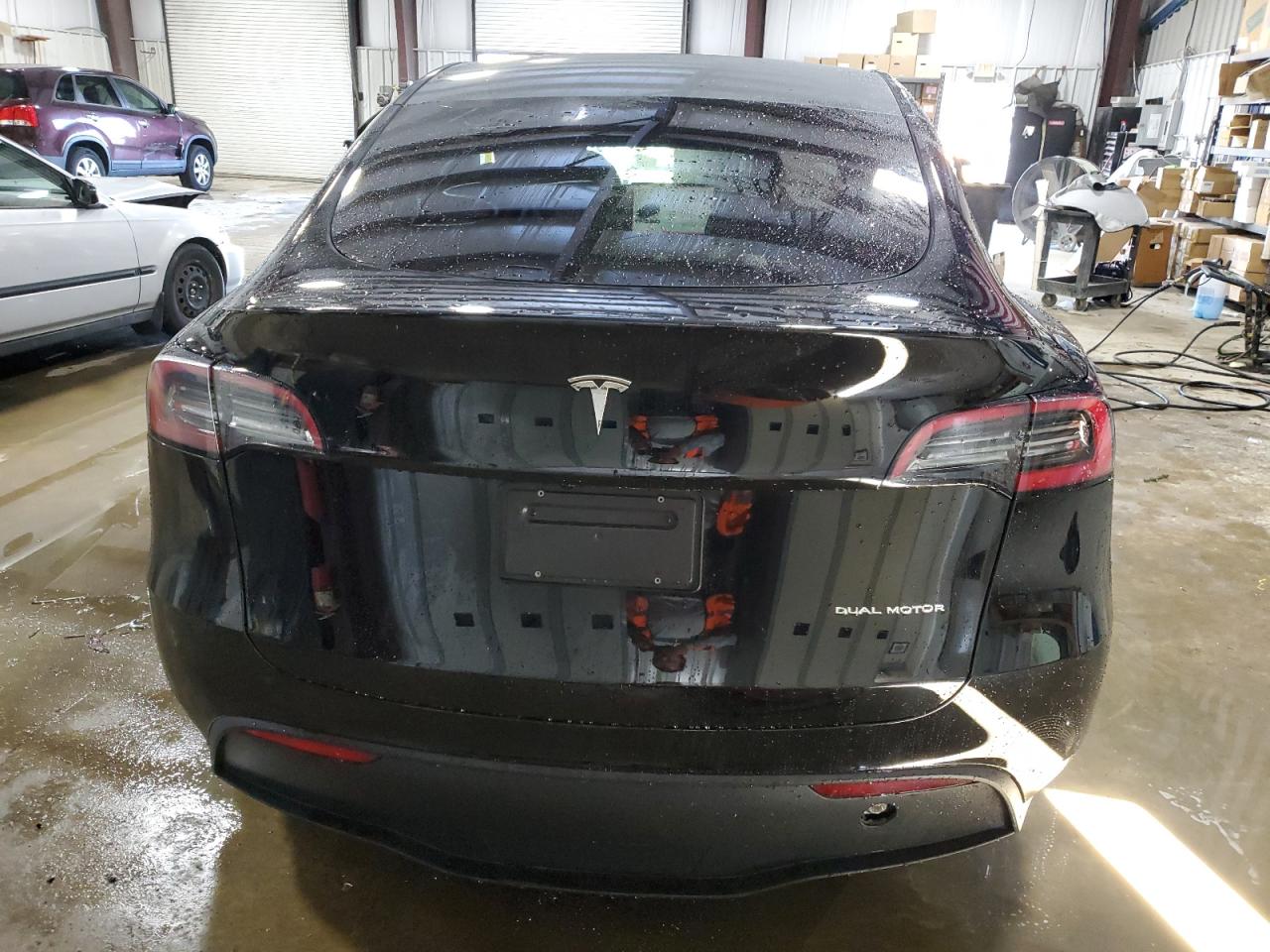 7SAYGDEE9RF130158 2024 Tesla Model Y