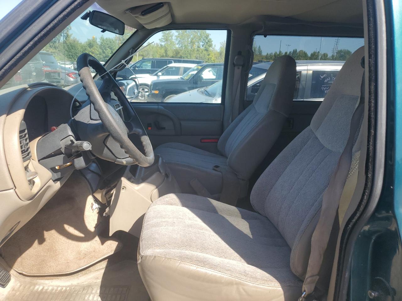 1997 Chevrolet Astro VIN: 1GNDM19W4VB140591 Lot: 74147124
