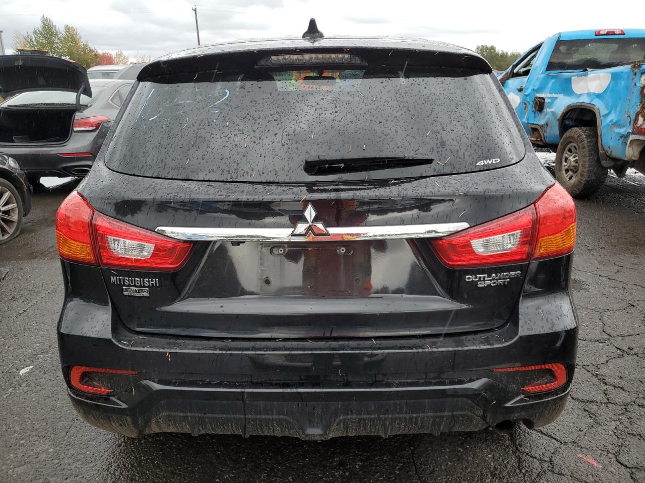 2018 Mitsubishi Outlander Sport Es VIN: JA4AR3AU3JZ021123 Lot: 78264184