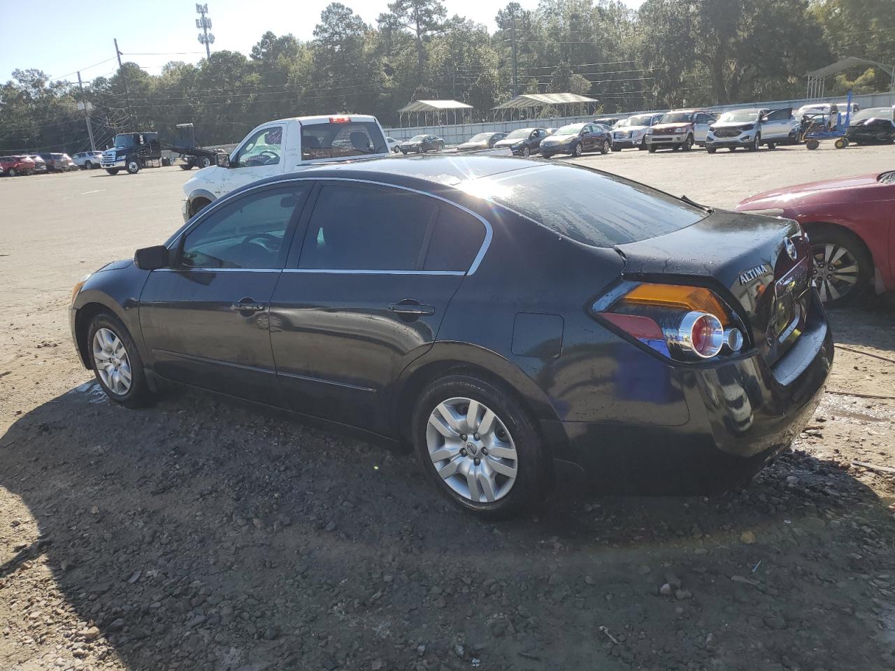 2012 Nissan Altima - Image 2