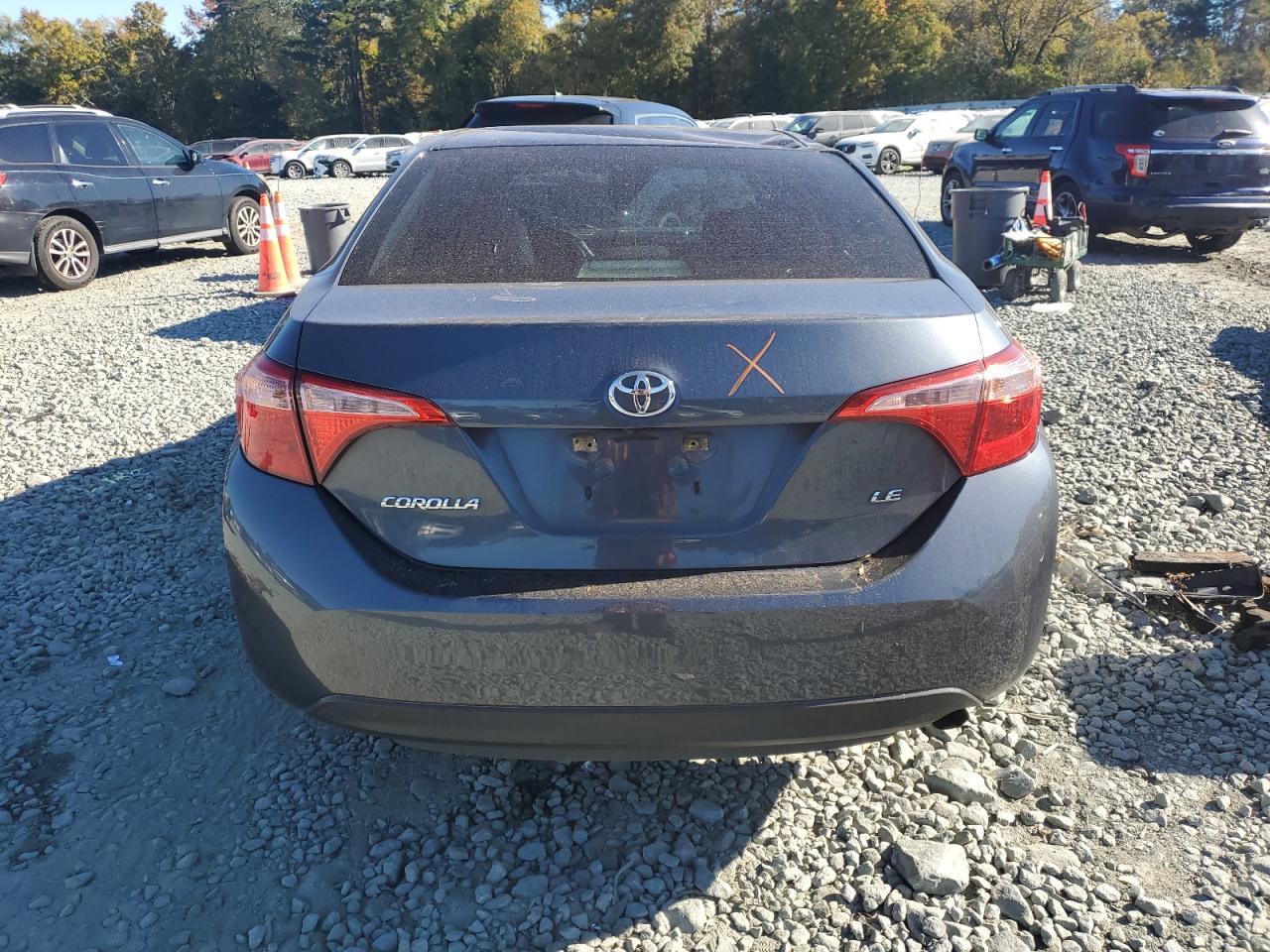 2018 Toyota Corolla L VIN: 5YFBURHE1JP784665 Lot: 76726154