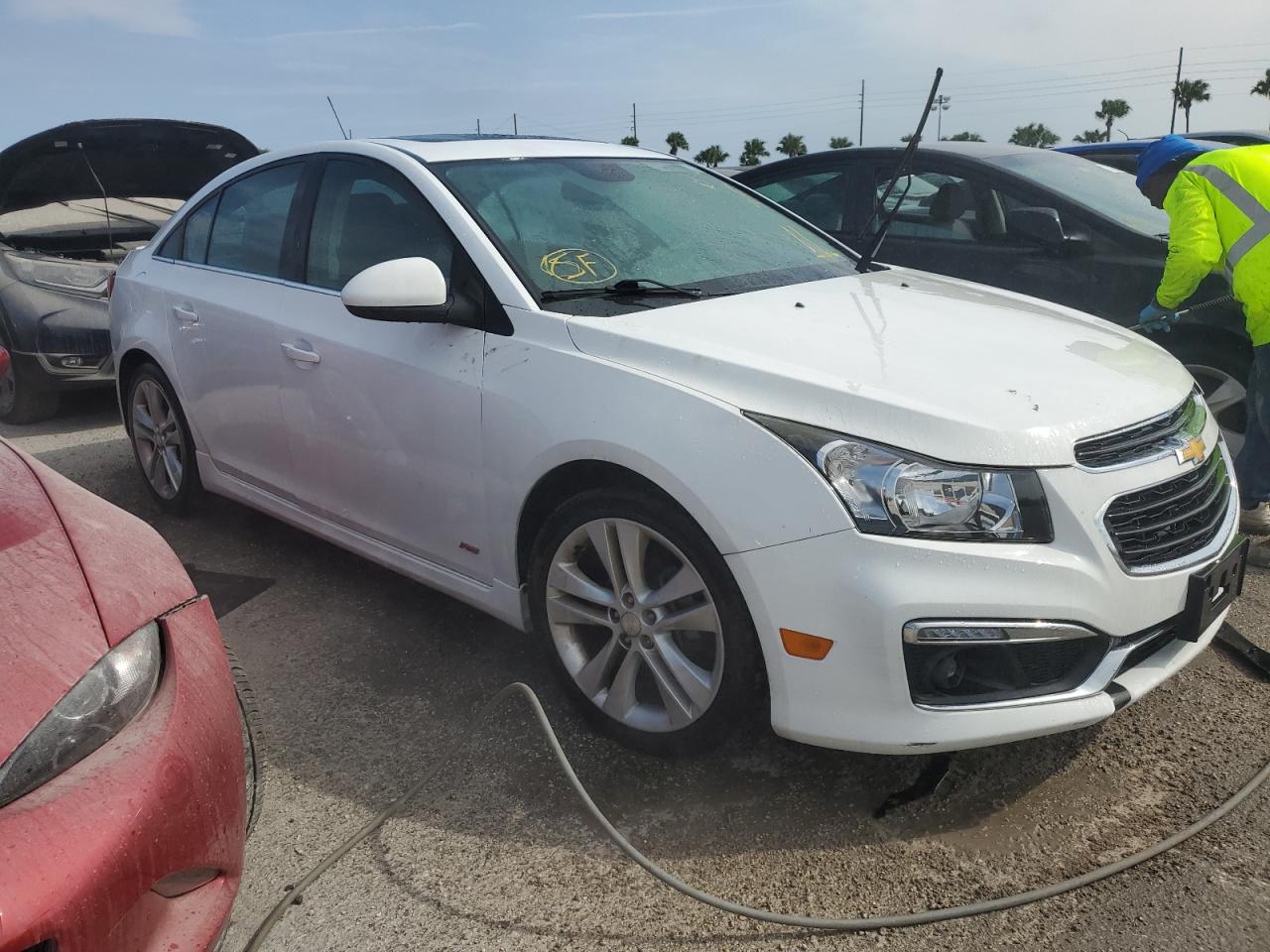 2015 Chevrolet Cruze - Image 4