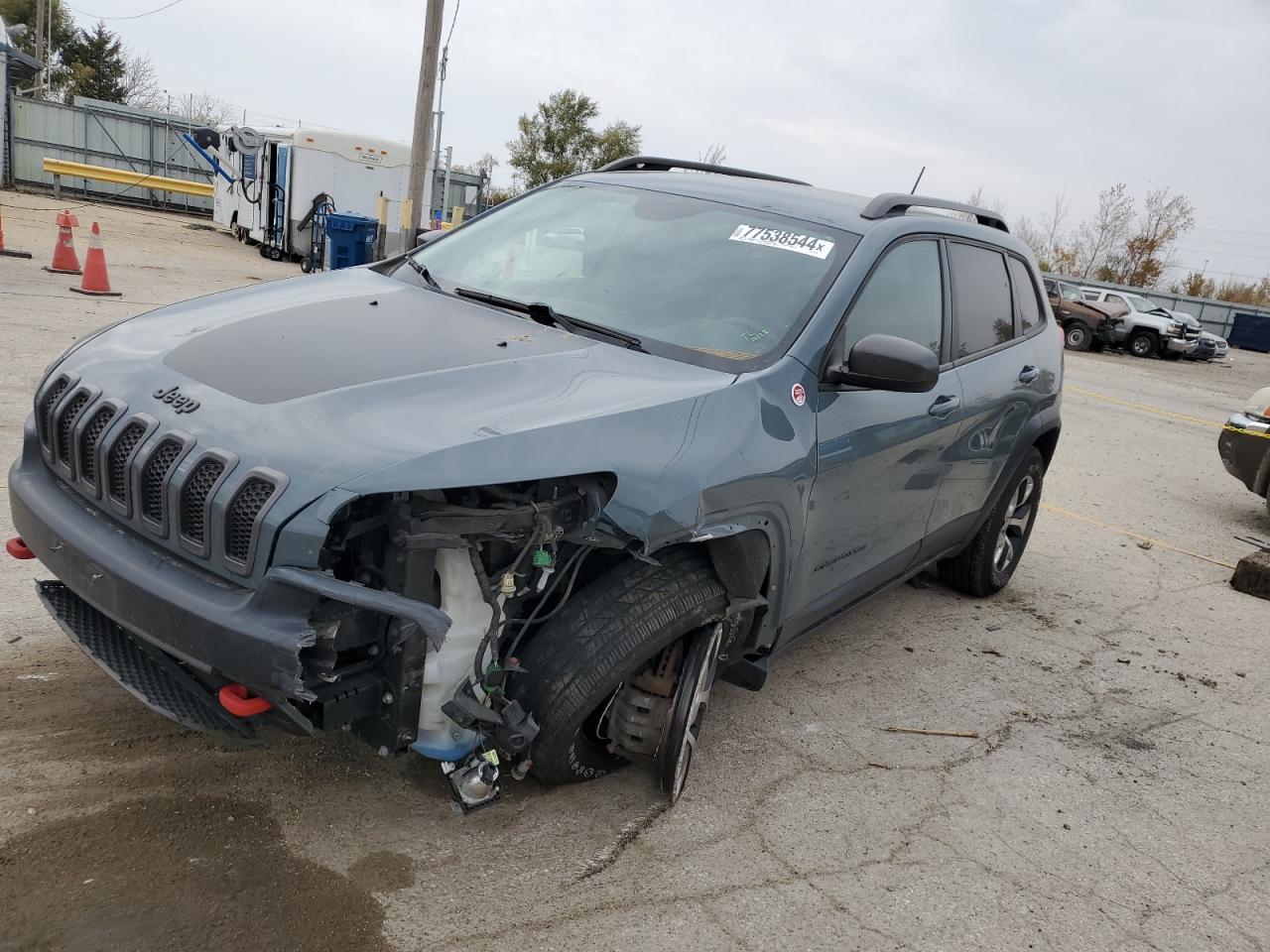 2015 Jeep Cherokee Trailhawk for Sale in Pekin, IL - Front End