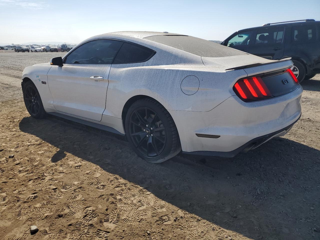 1FA6P8CF4H5272706 2017 FORD MUSTANG - Image 2