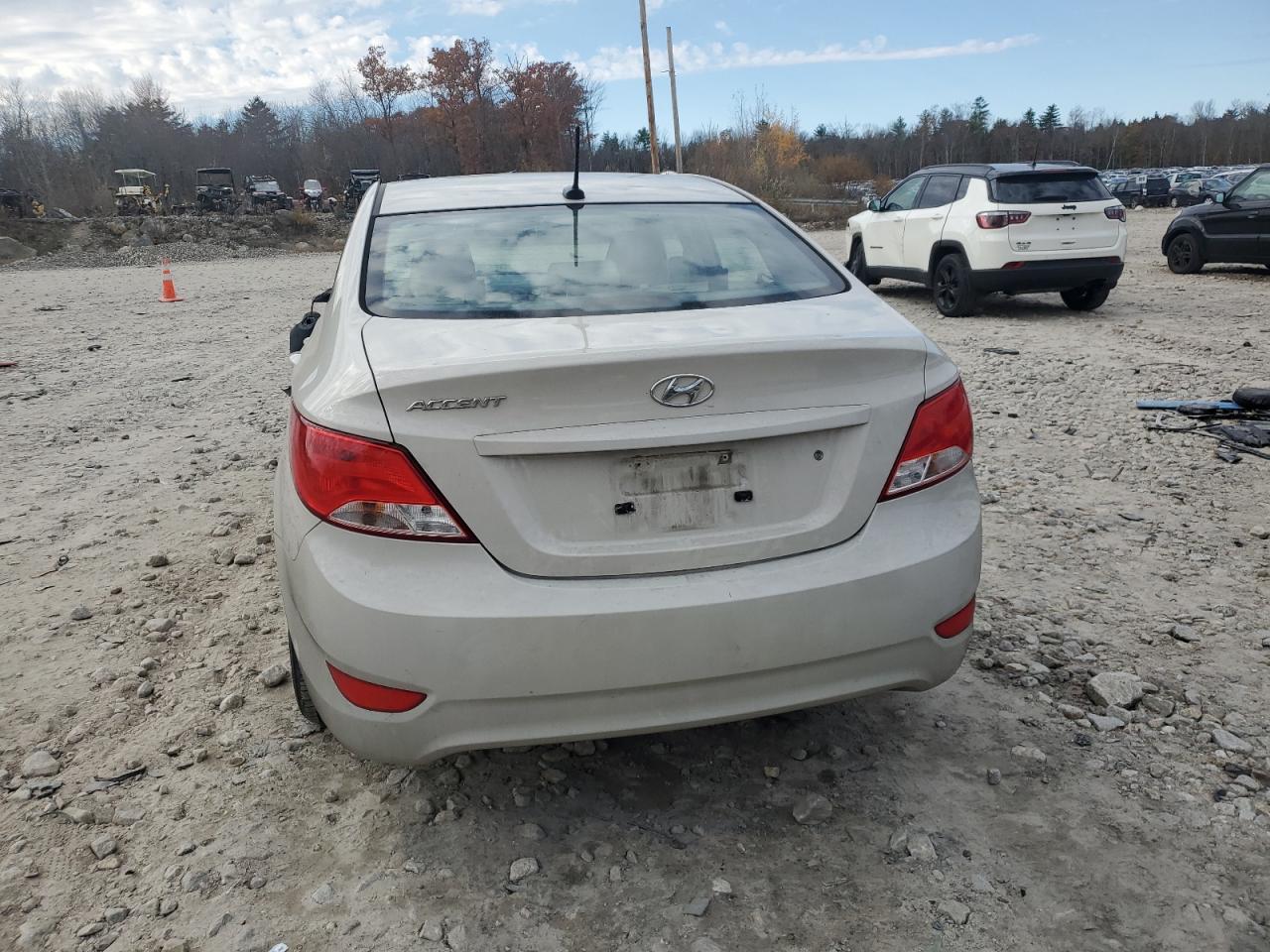 KMHCT4AEXHU252831 2017 Hyundai Accent Se