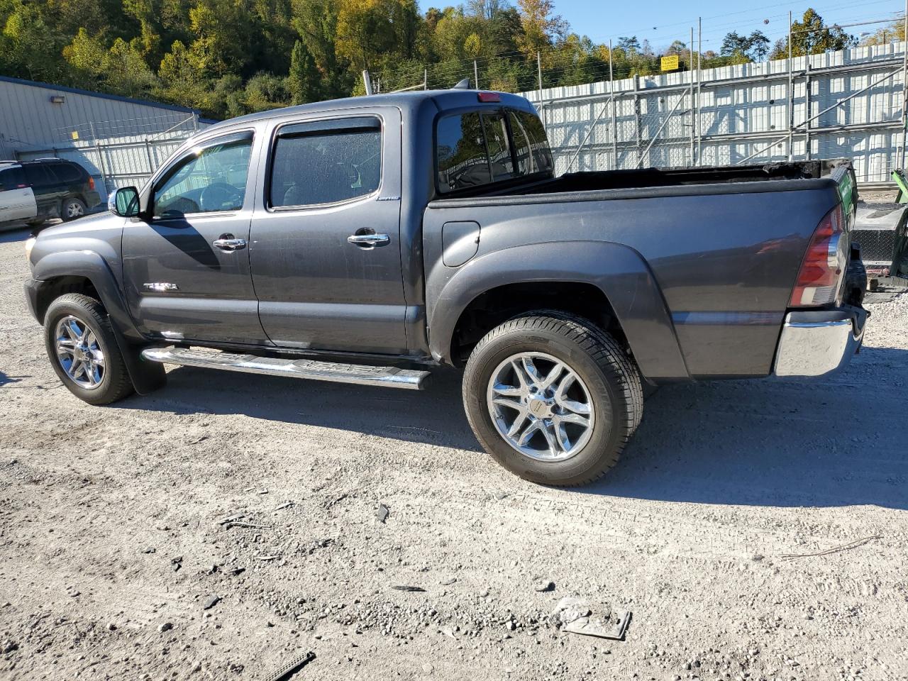 VIN 3TMLU4EN6EM154455 2014 TOYOTA TACOMA no.2