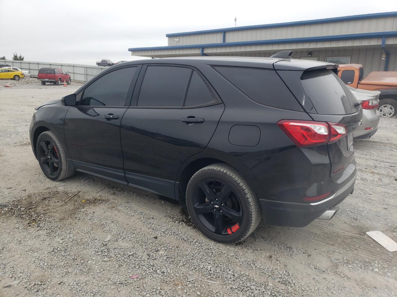 2020 Chevrolet Equinox - Image 2