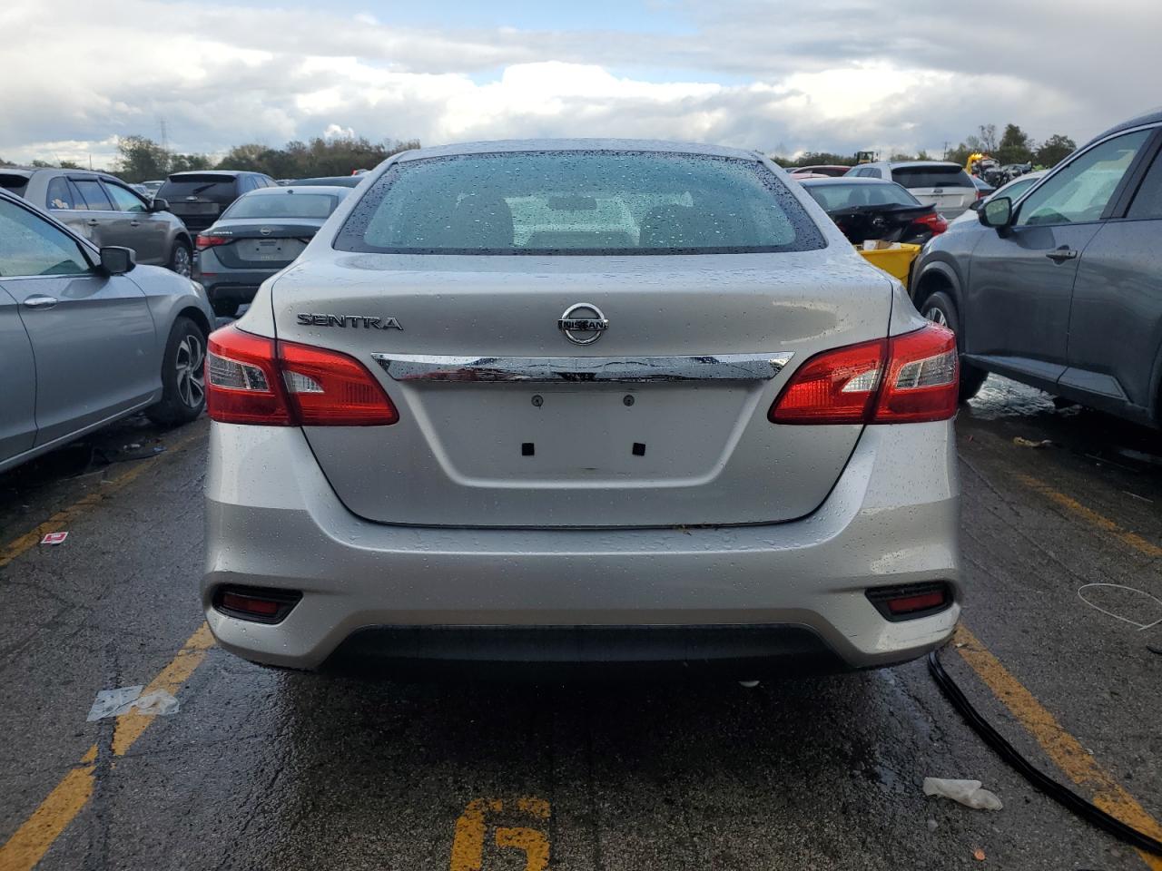 2016 Nissan Sentra S VIN: 3N1AB7AP9GY311979 Lot: 75554634