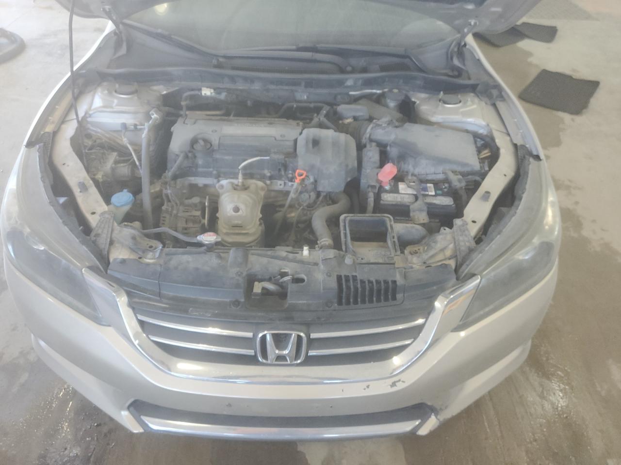 1HGCR2F33DA279946 2013 Honda Accord Lx