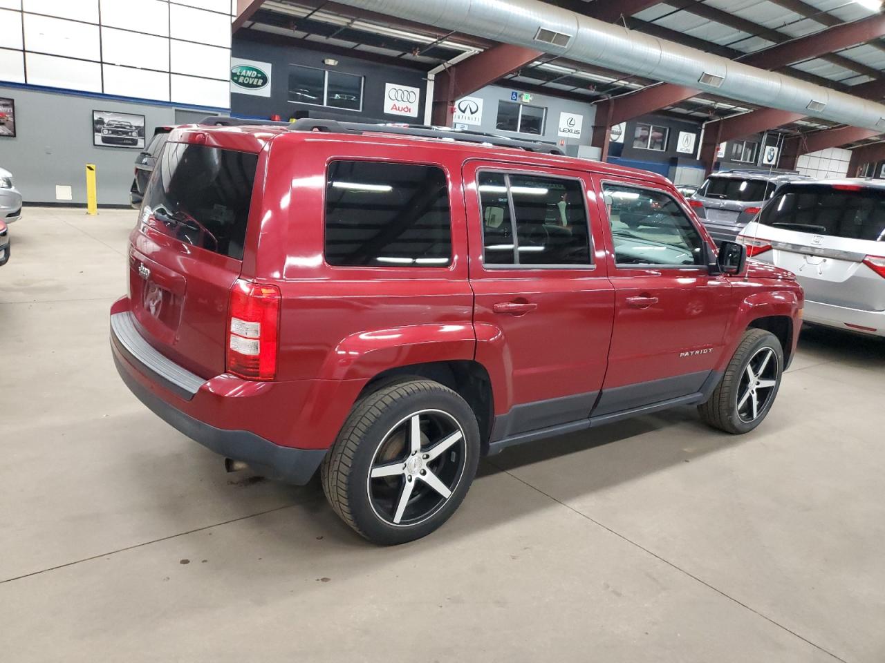 2015 Jeep Liberty (Patriot) - Image 3
