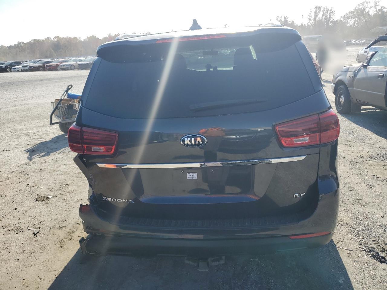 2019 Kia Sedona Lx VIN: KNDMB5C16K6541258 Lot: 77741934