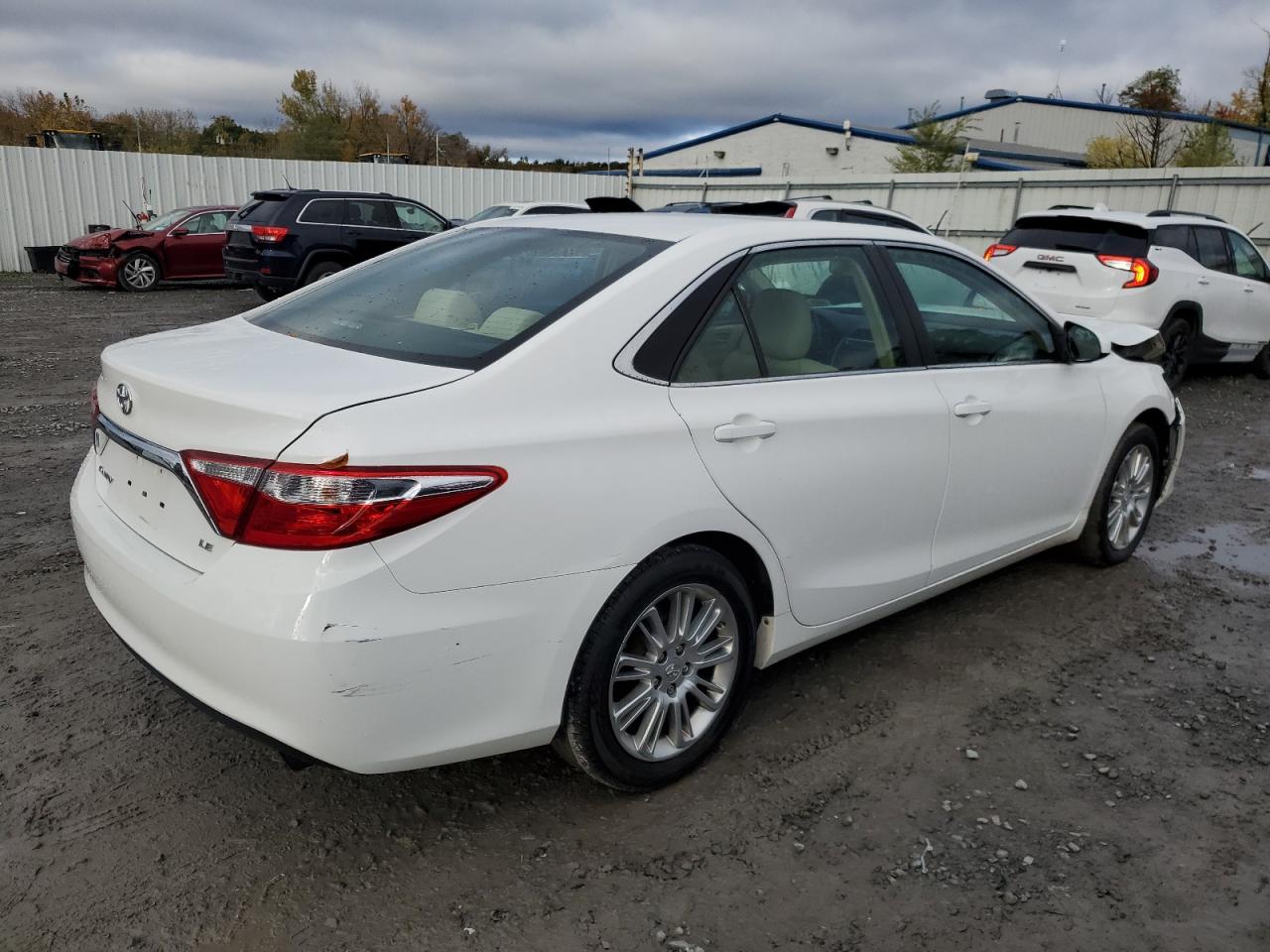 2015 Toyota Camry - Image 3