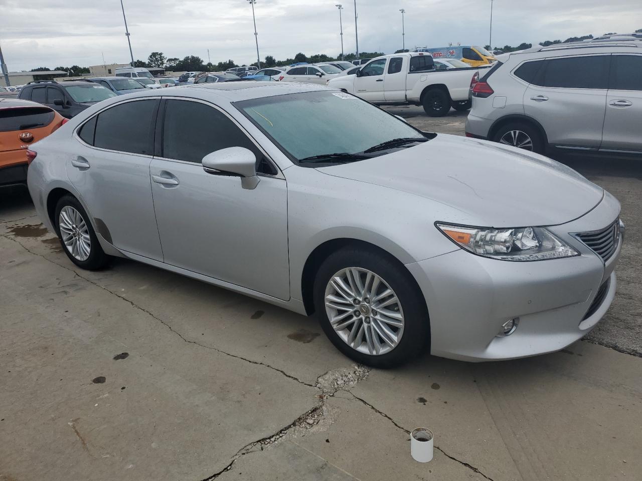 2014 Lexus ES - Image 4