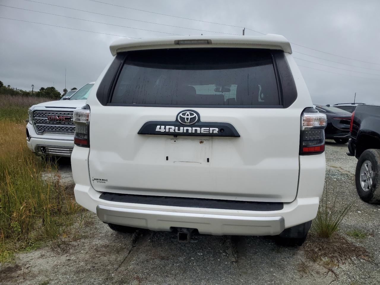 2018 Toyota 4Runner Sr5/Sr5 Premium VIN: JTEBU5JR3J5516490 Lot: 74266154