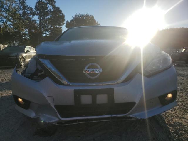  NISSAN ALTIMA 2018 Srebrny