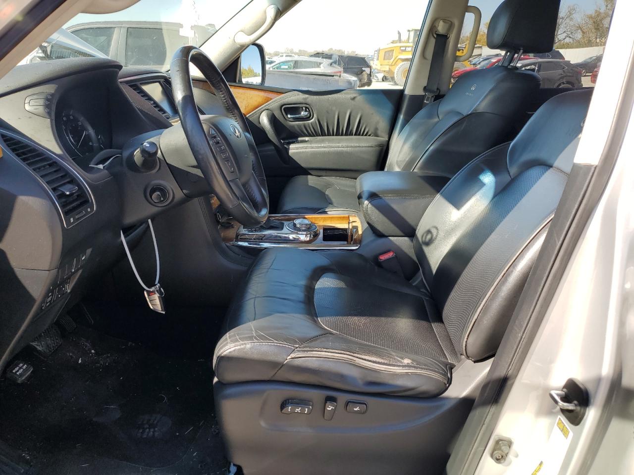 2012 Infiniti QX56 - Image 7