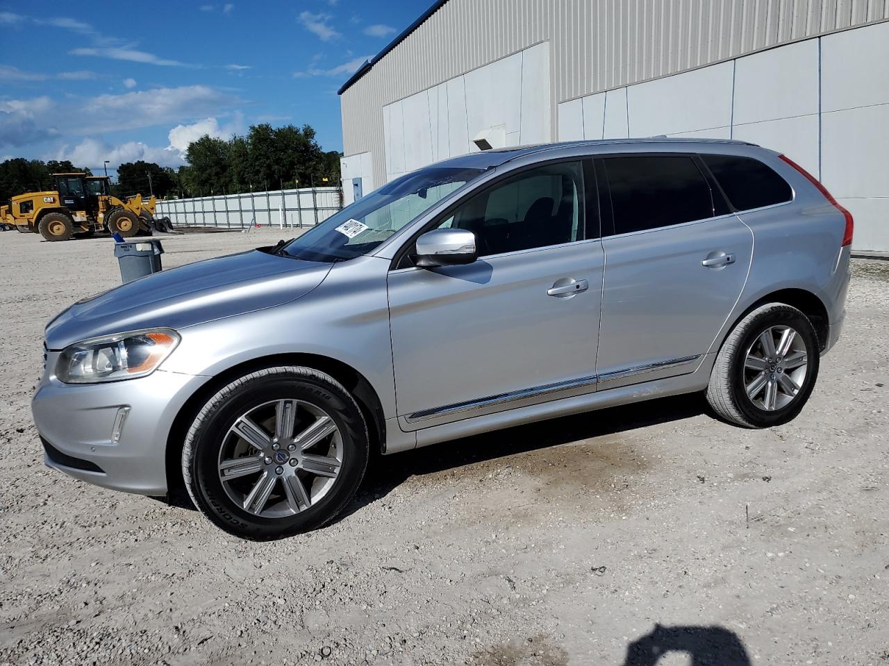 YV440MDU2H2153966 2017 VOLVO XC60 - Image 1