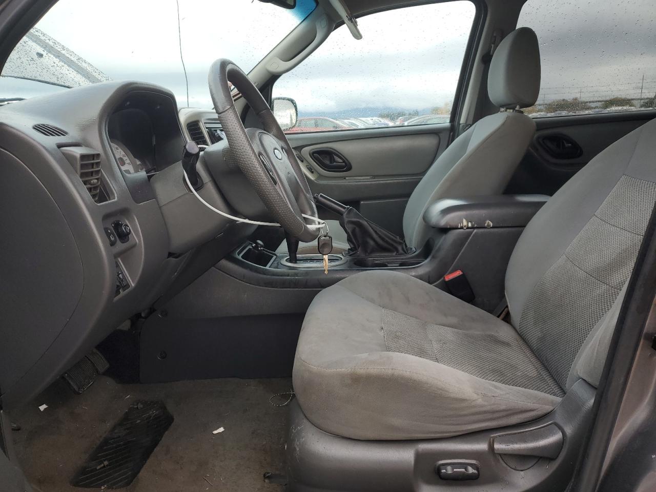 2006 Ford Escape - Image 7