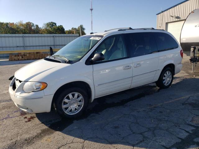 2005 Chrysler Town & Country Touring