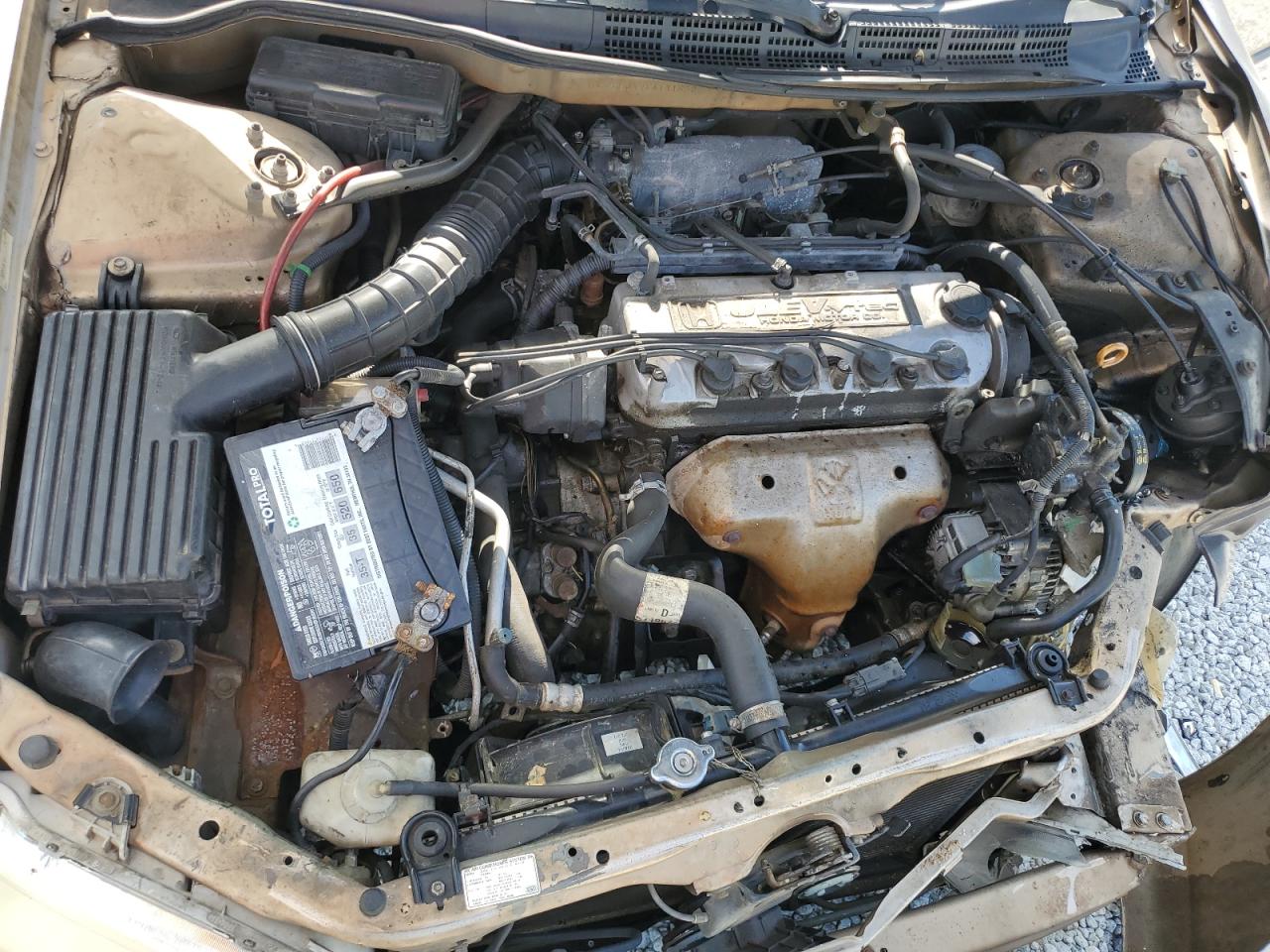 1HGCG5649YA141852 2000 Honda Accord Lx