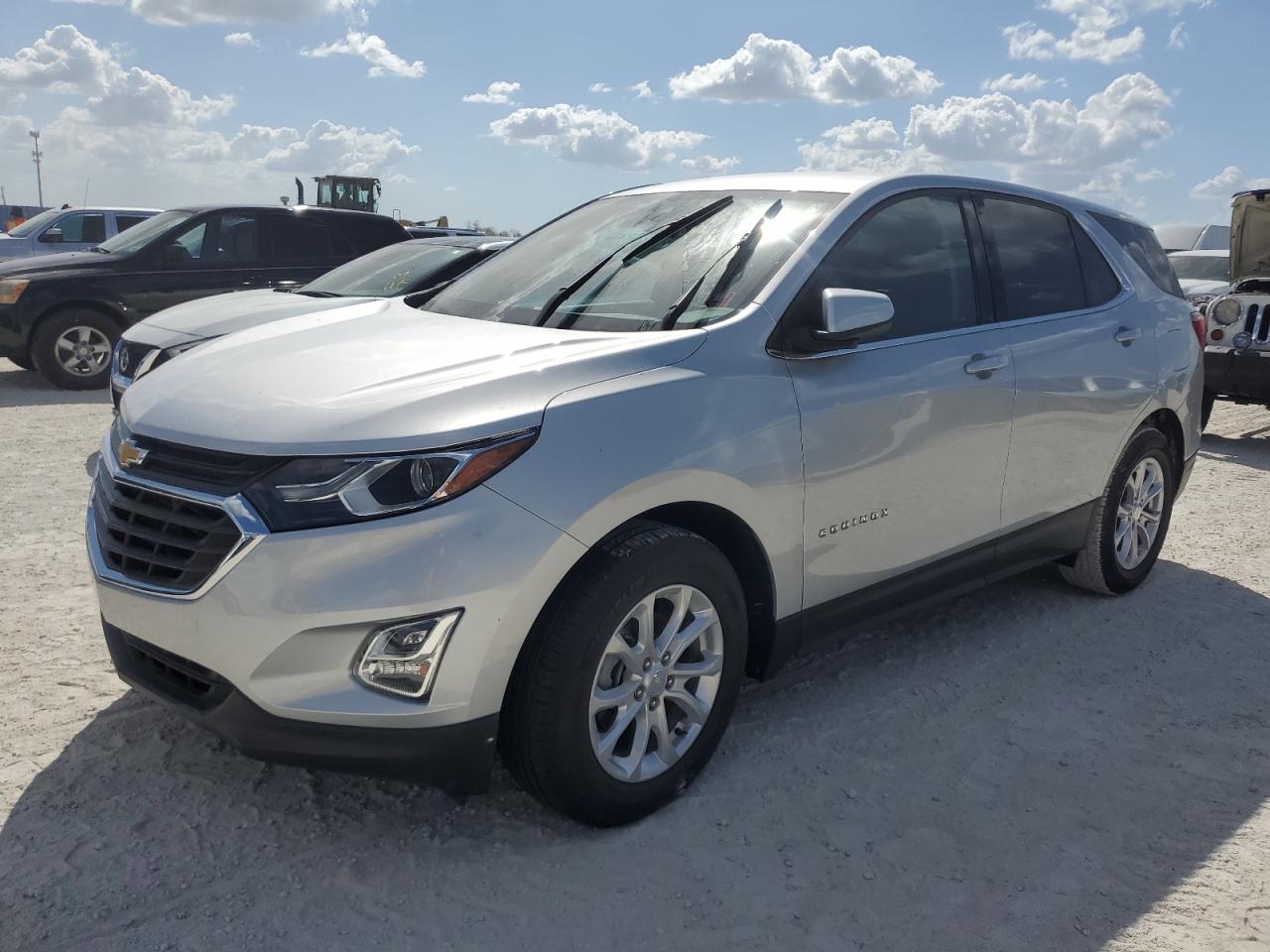 2020 Chevrolet Equinox - Image 1