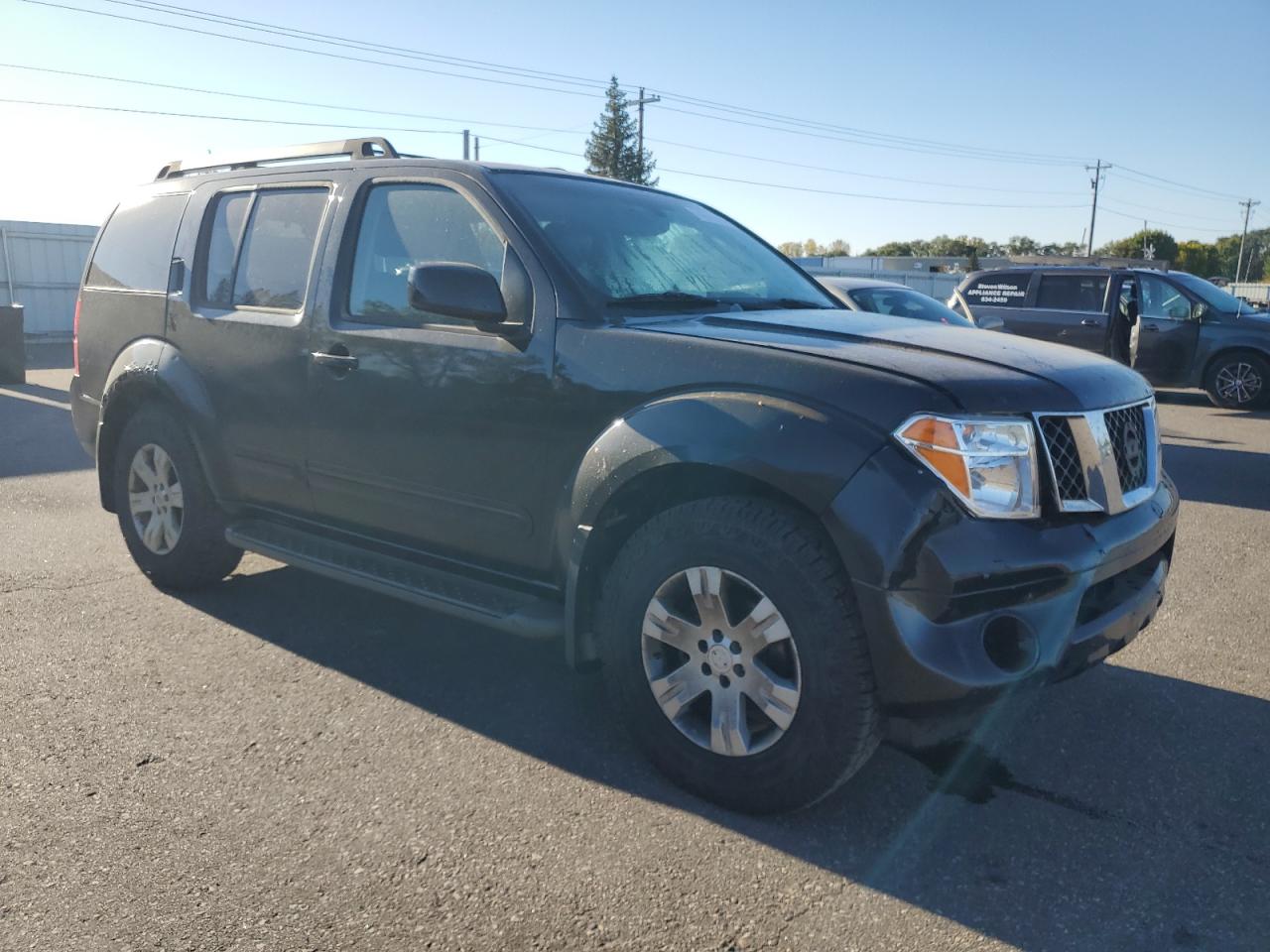 2005 Nissan Pathfinder Le VIN: 5N1AR18W25C718062 Lot: 74978104