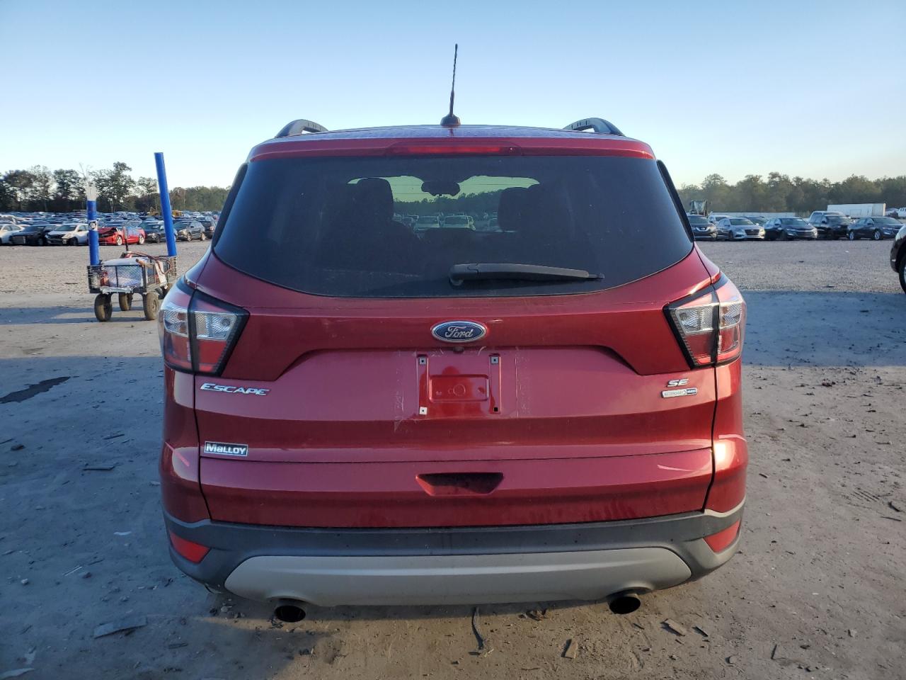 2018 Ford Escape Se VIN: 1FMCU9GD8JUC45245 Lot: 75214274