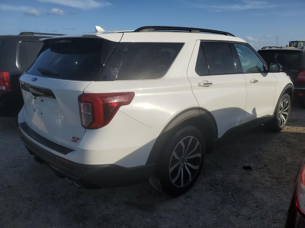 2020 Ford Explorer - Image 3