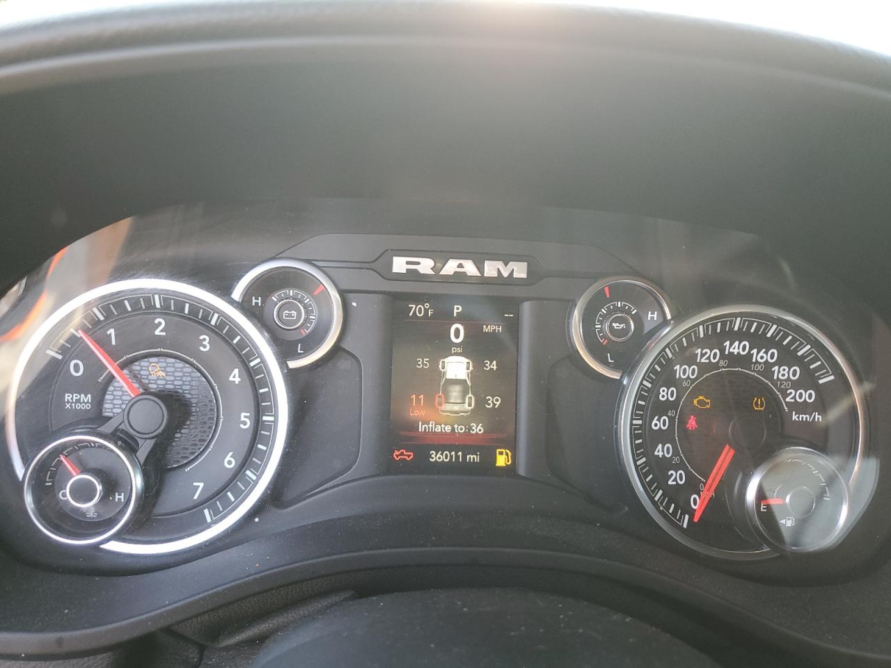 2019 RAM 1500 - Image 9