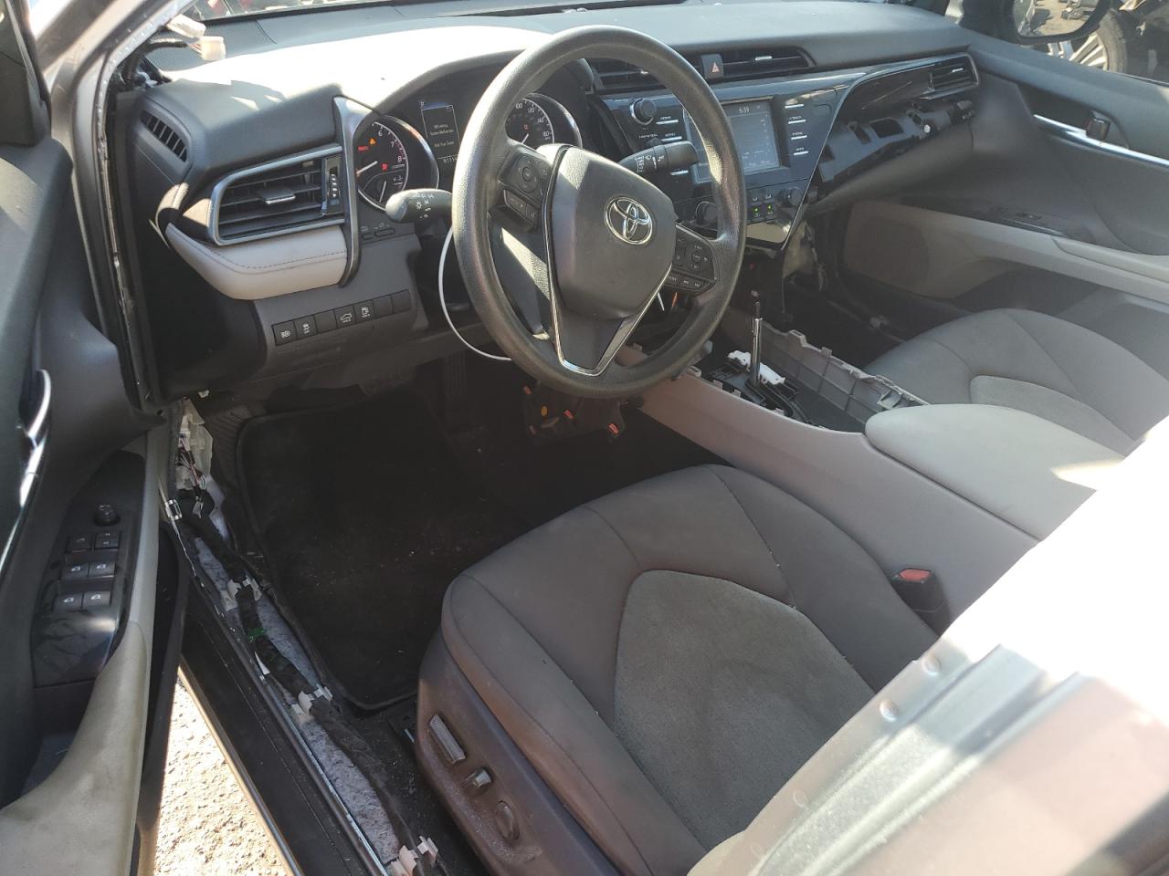 2019 Toyota Camry L VIN: 4T1B11HK3KU835003 Lot: 66844435