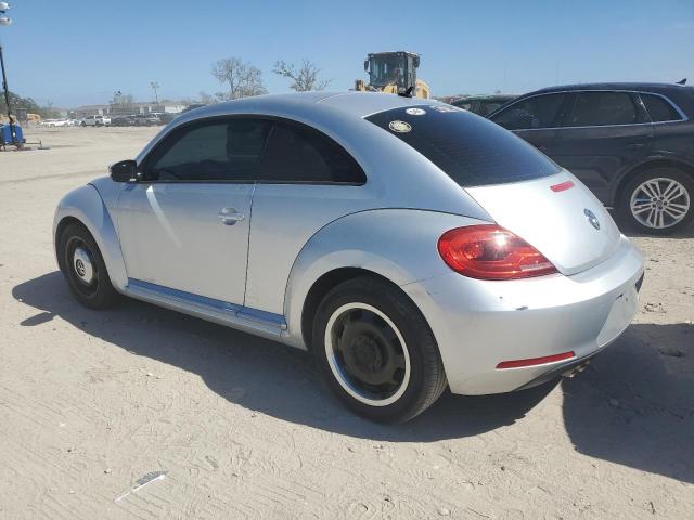  VOLKSWAGEN BEETLE 2012 Серебристый