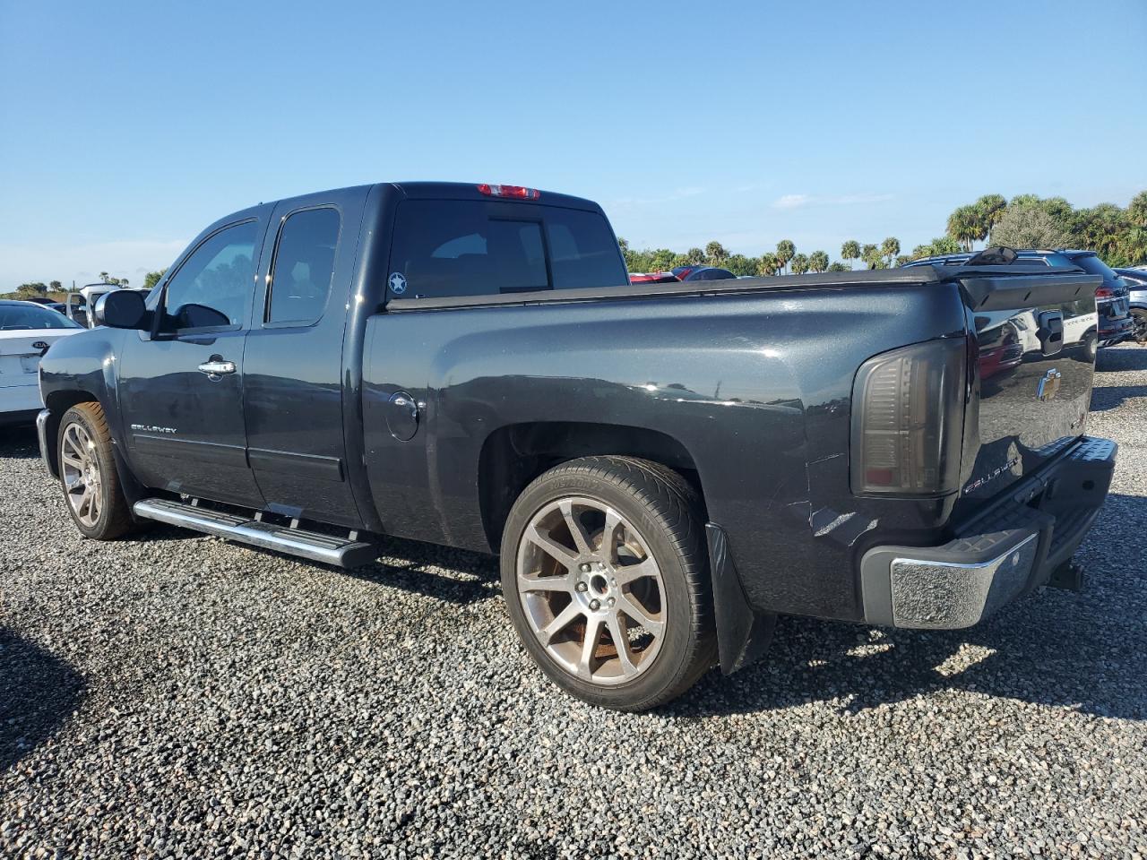 2012 Chevrolet Silverado - Image 2