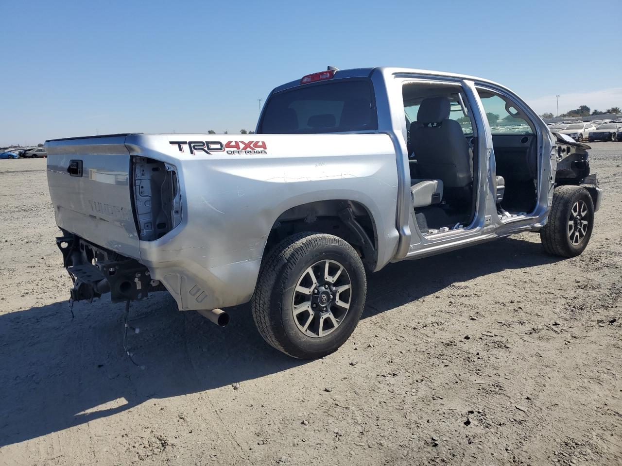 2020 Toyota Tundra - Image 3
