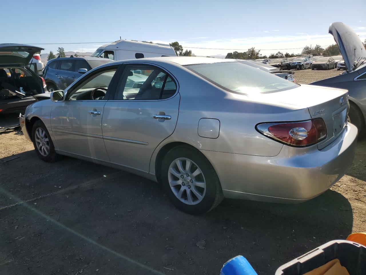 2004 Lexus Es 330 VIN: JTHBA30G345001087 Lot: 75775204