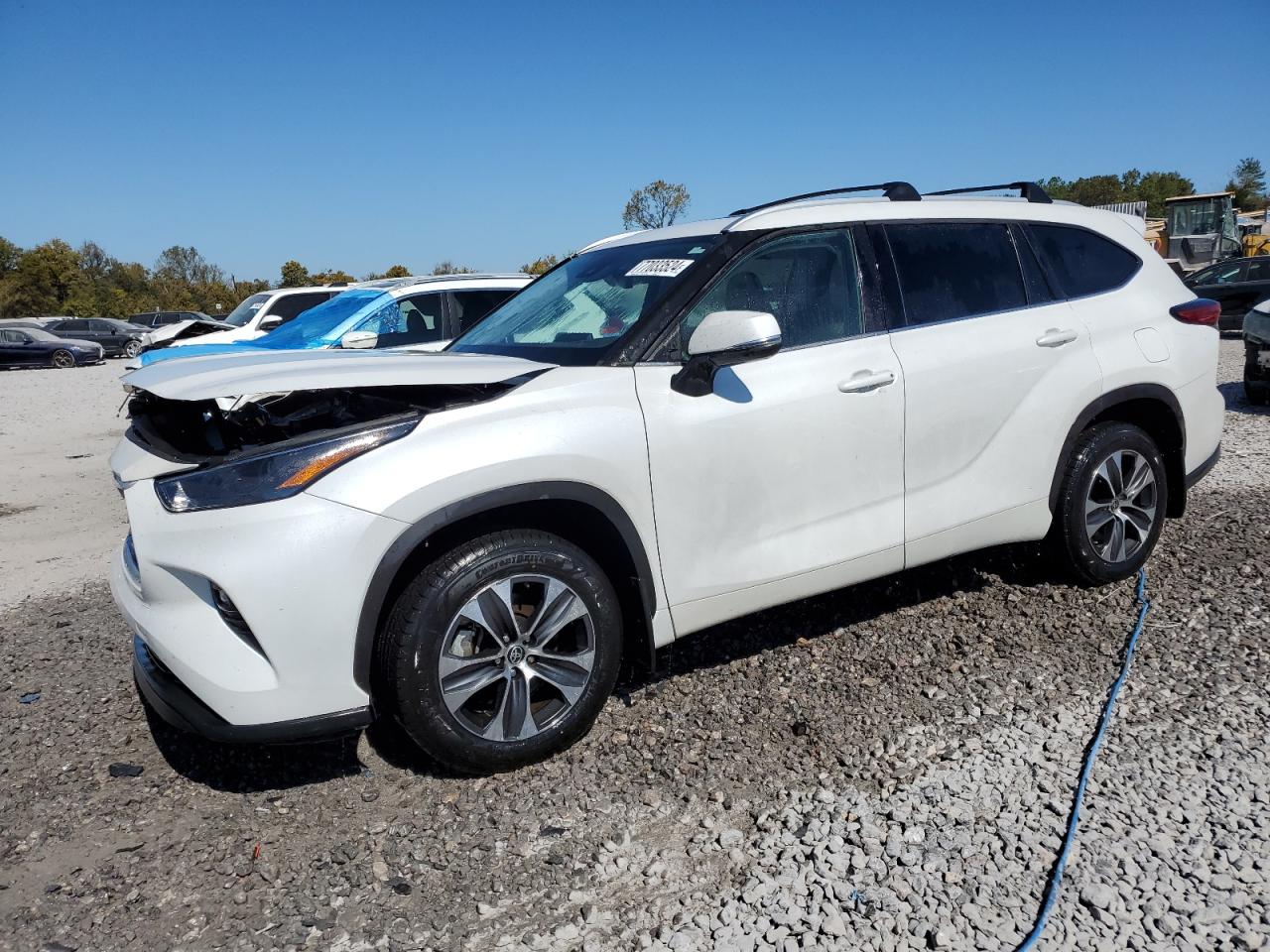 2022 Toyota Highlander - Image 1