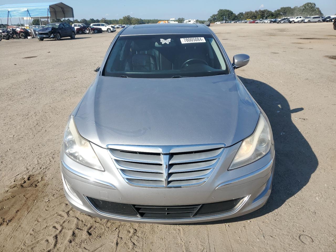 2012 Hyundai Genesis - Image 5