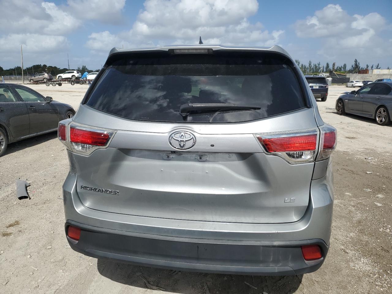 2016 Toyota Highlander Le VIN: 5TDZKRFH7GS157499 Lot: 78769794