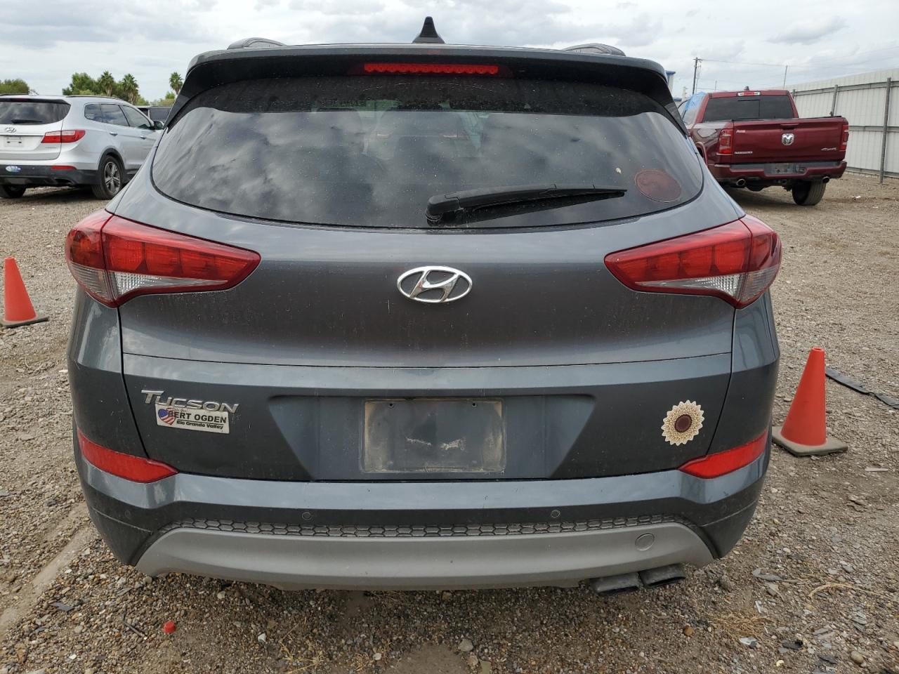 2018 Hyundai Tucson Value VIN: KM8J33A25JU644418 Lot: 77471684