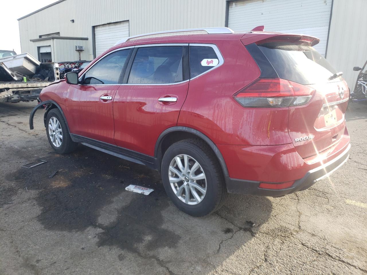 2017 Nissan Rogue - Image 2