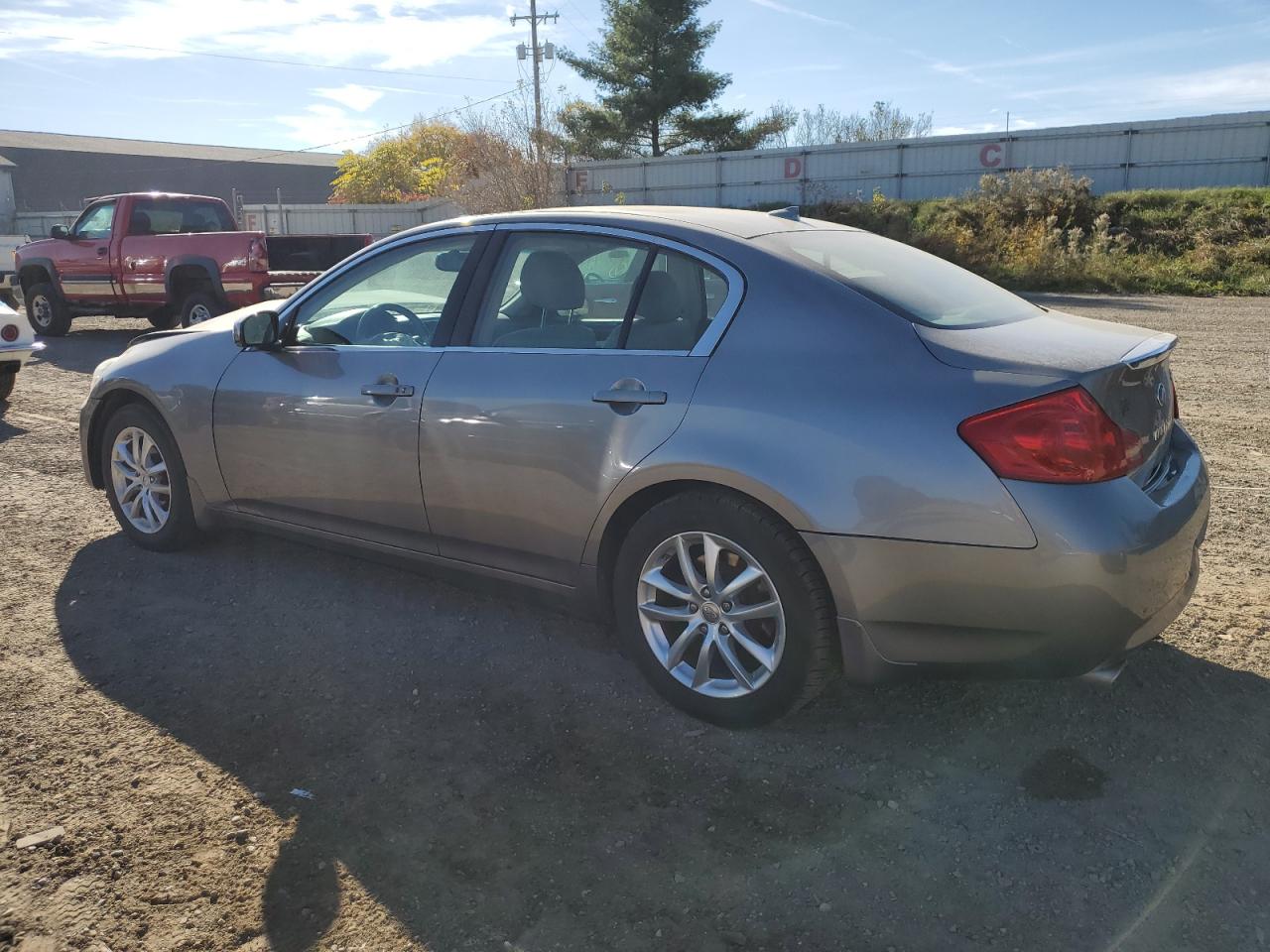 2008 Infiniti G - Image 2