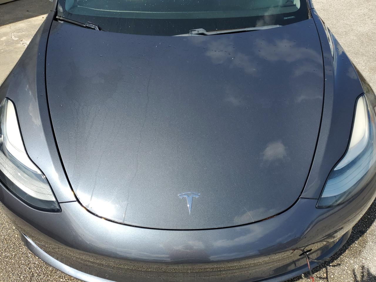 5YJ3E1EB0JF135836 2018 Tesla Model 3