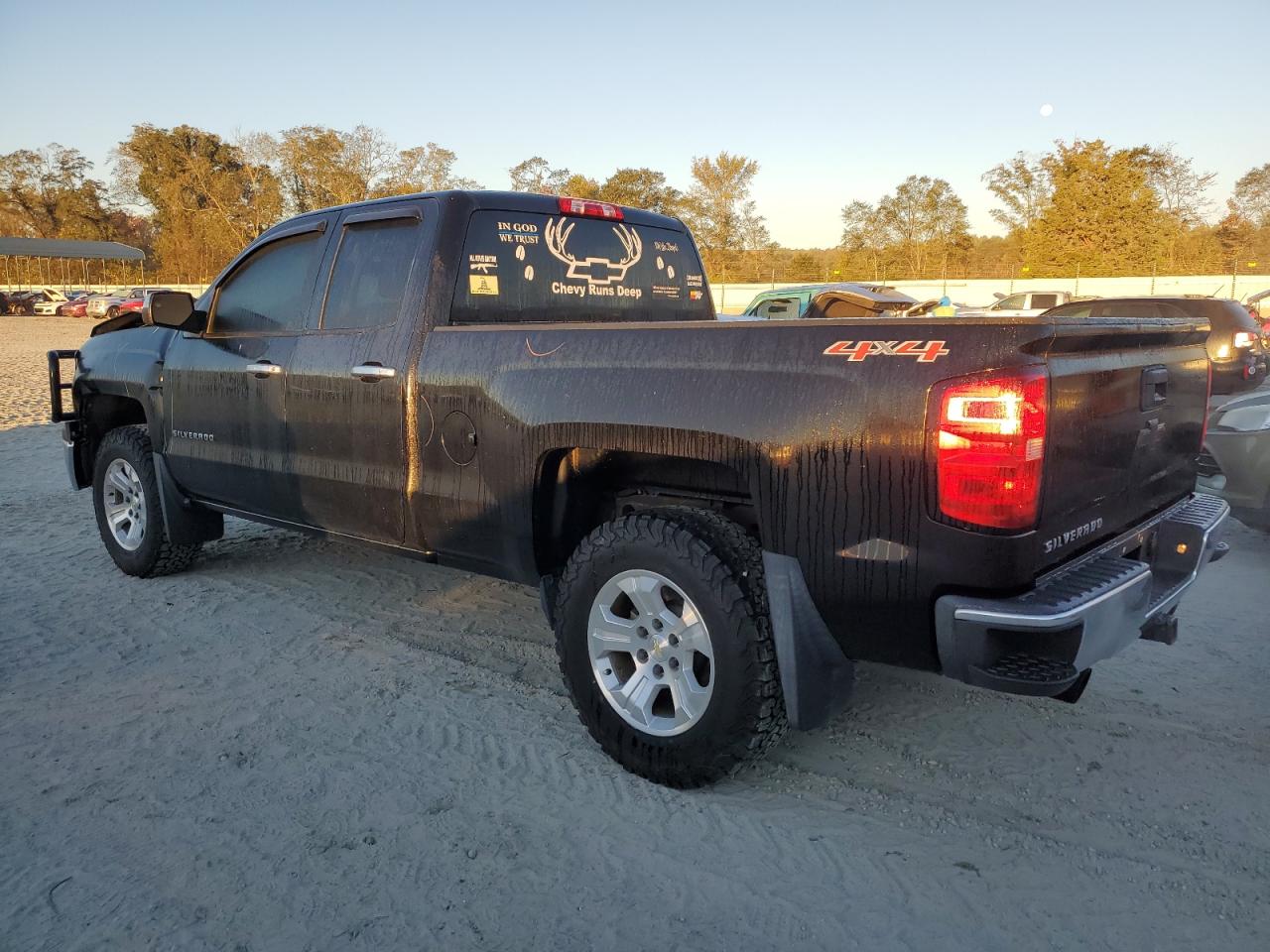 2015 Chevrolet Silverado - Image 2