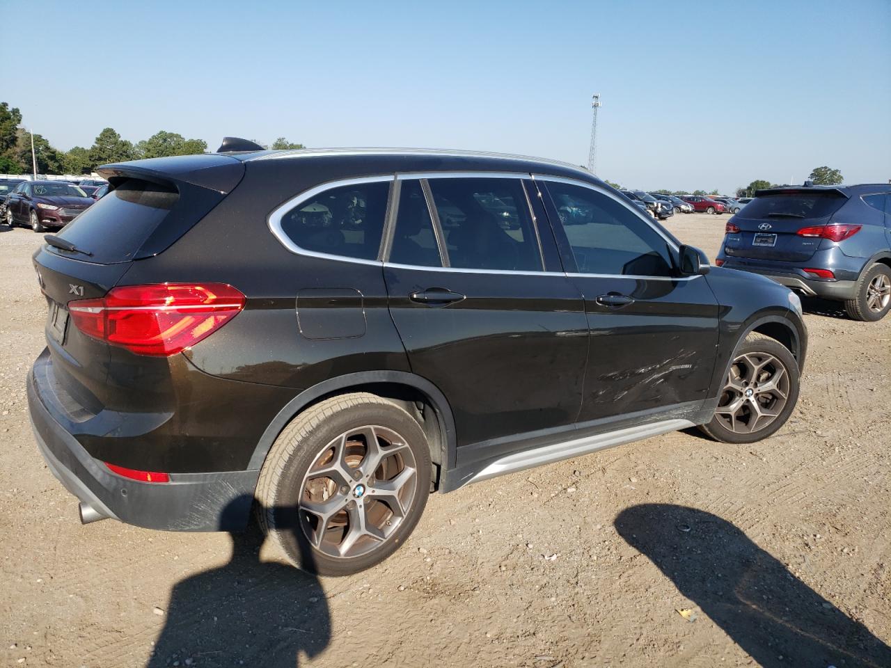 2016 BMW X1 - Image 3