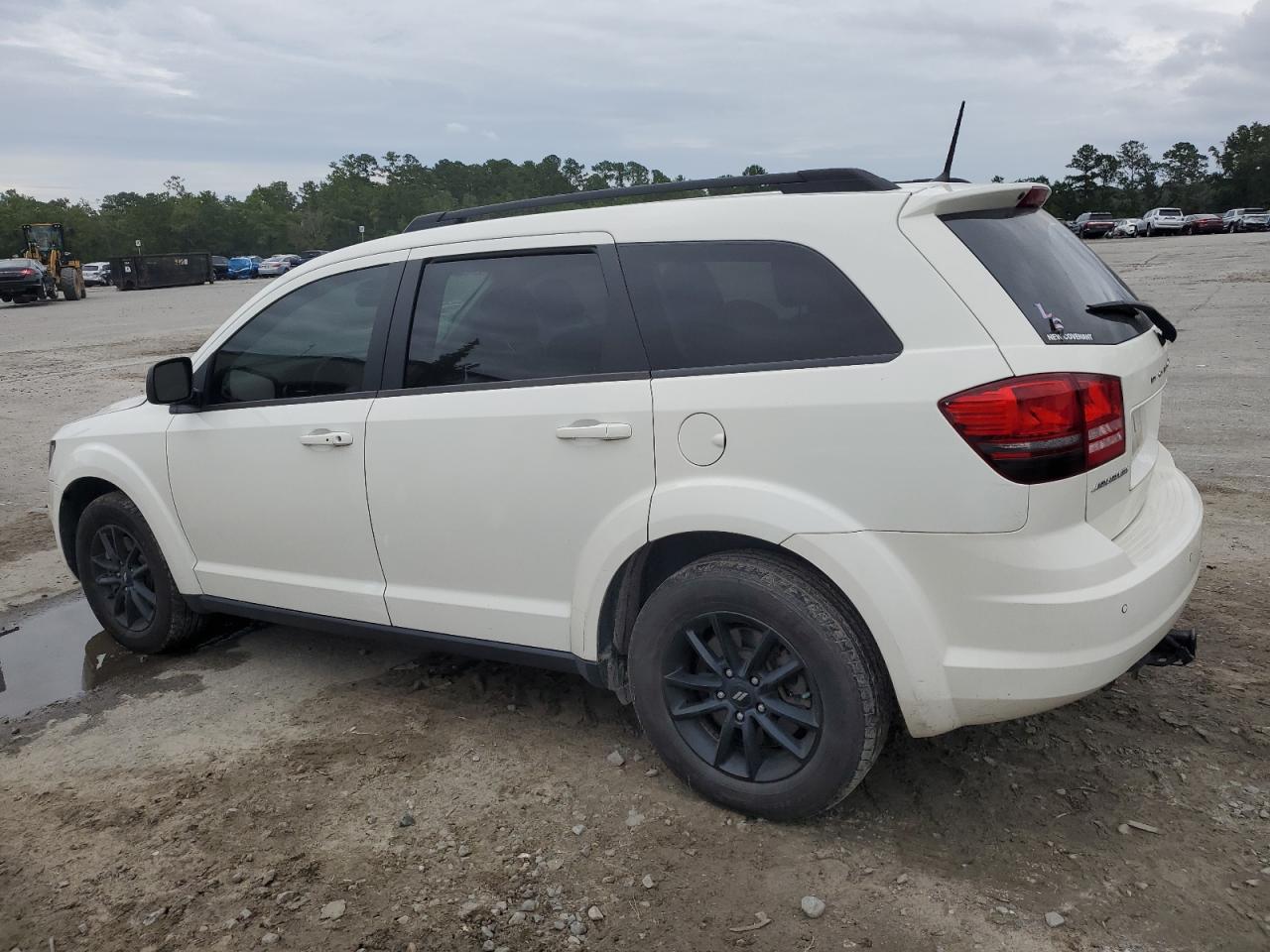 2020 Dodge Journey - Image 2