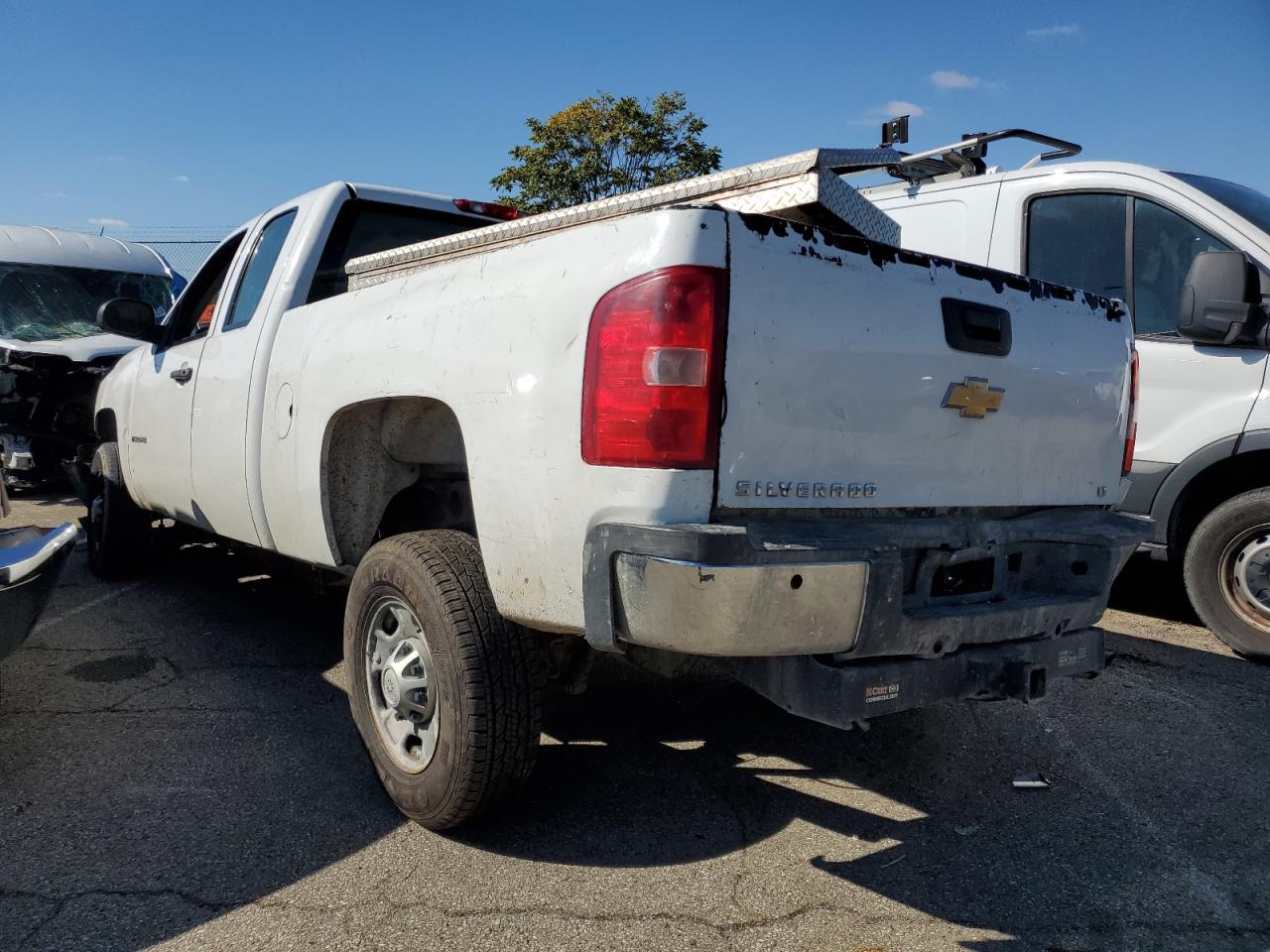 2013 Chevrolet Silverado - Image 2