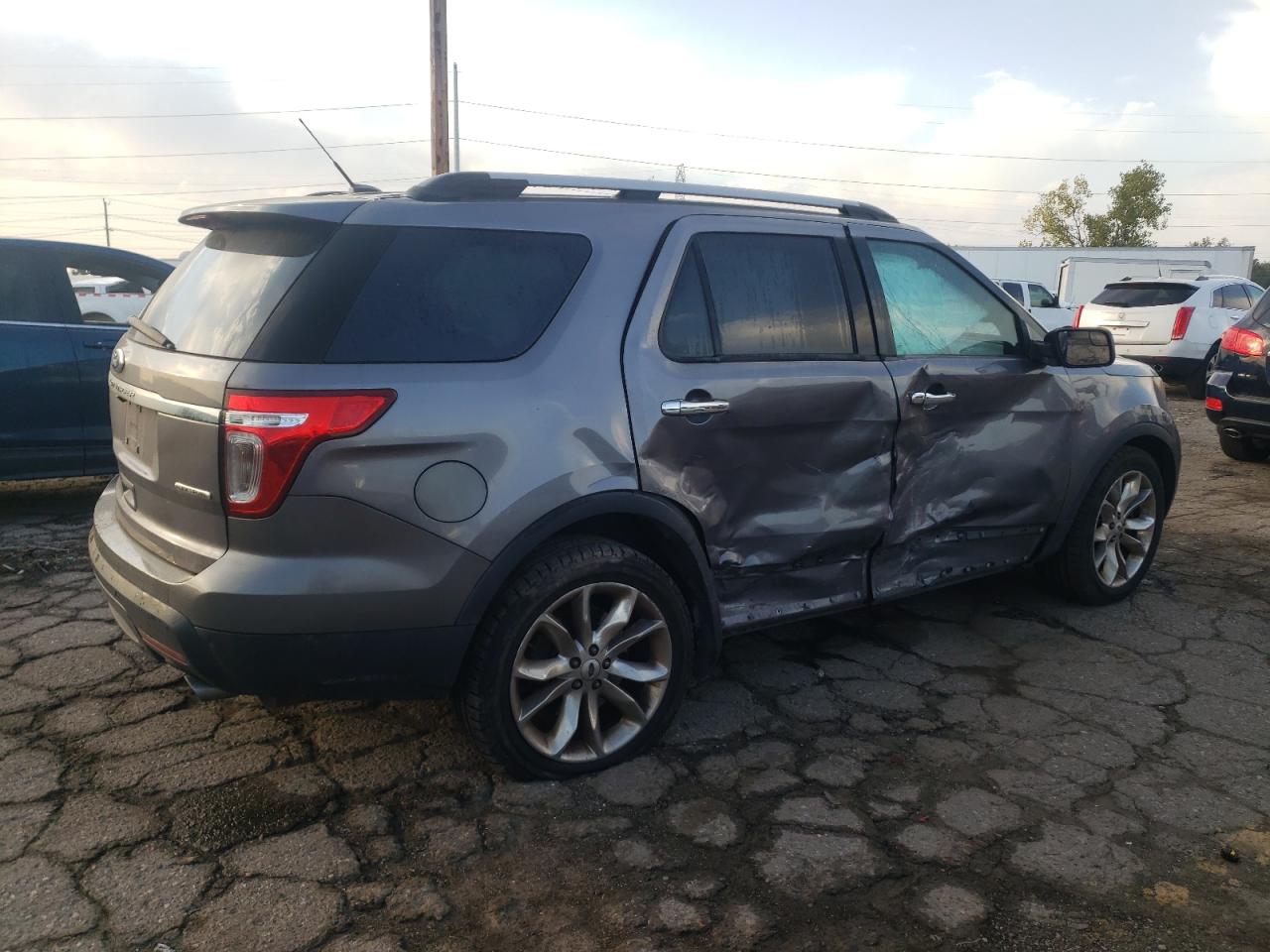 2014 Ford Explorer - Image 3