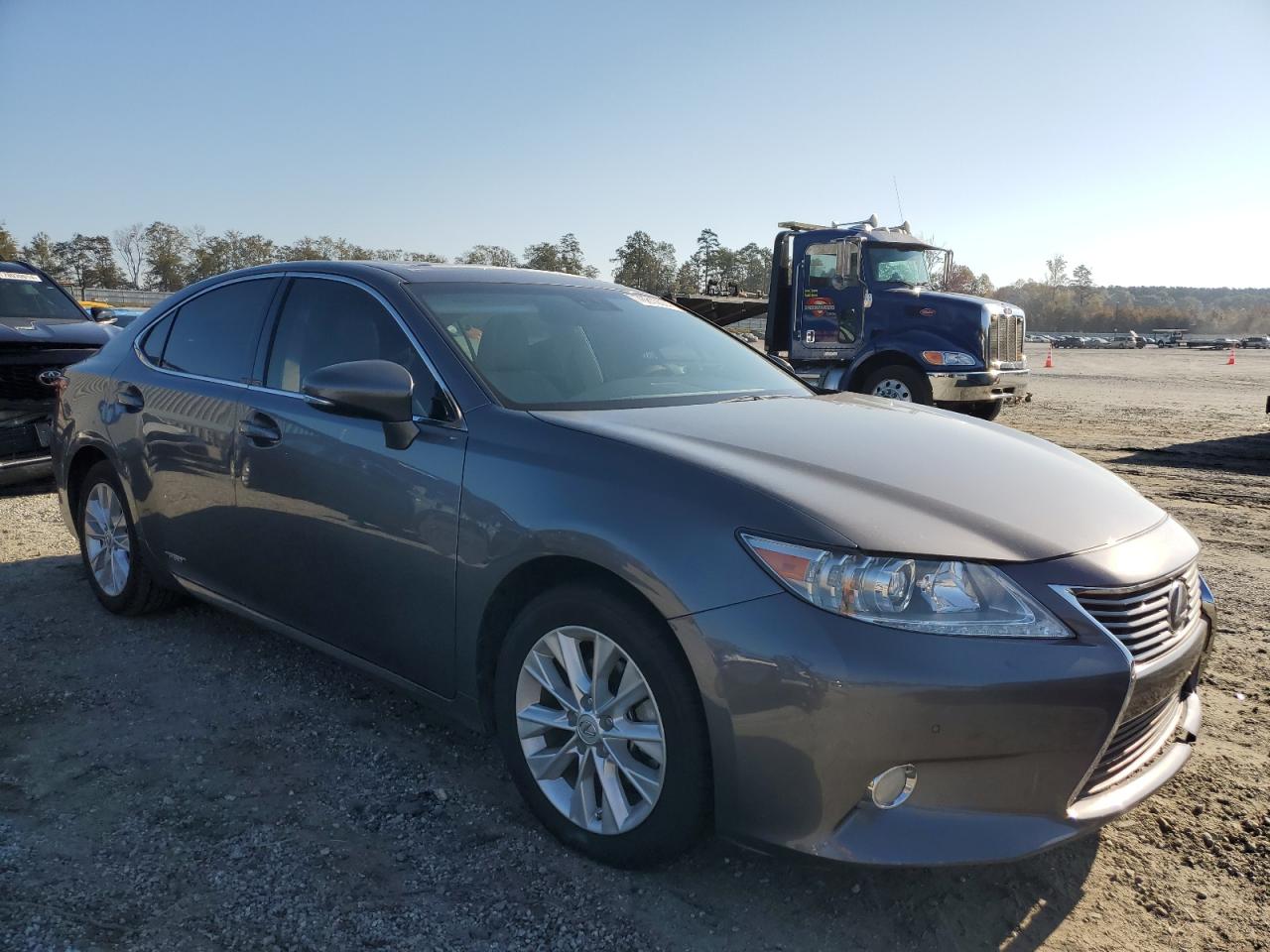 2013 Lexus ES - Image 4