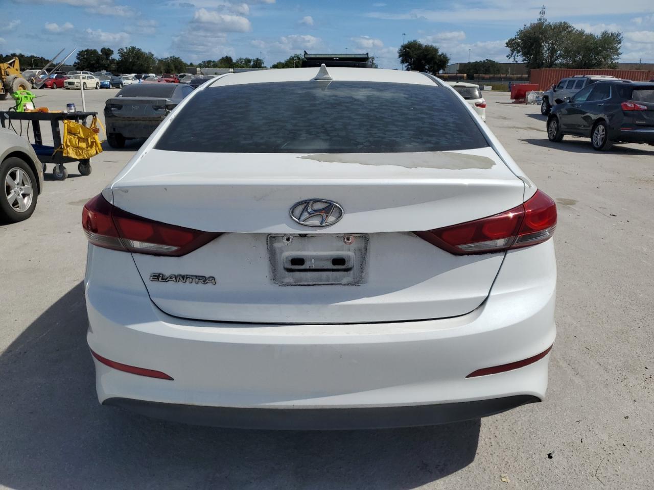 5NPD84LFXHH053532 2017 Hyundai Elantra Se