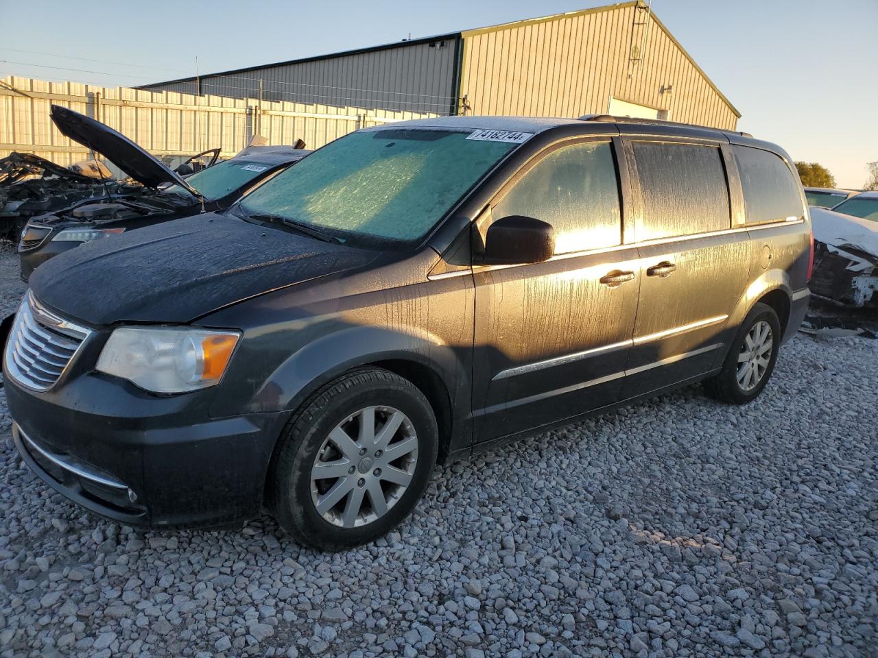 2014 CHRYSLER MINIVAN