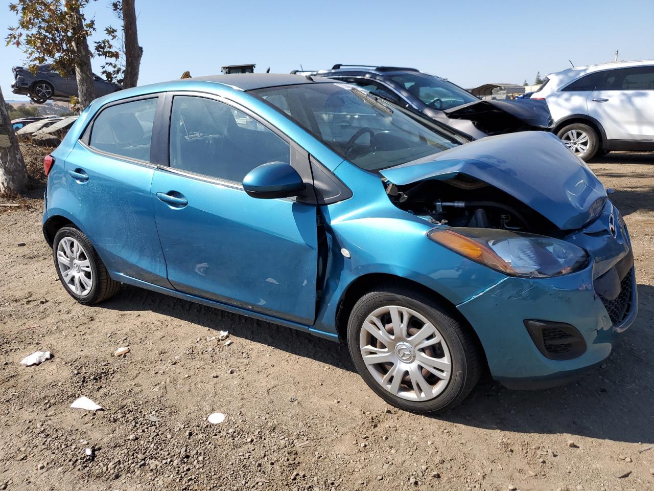 2012 Mazda 2 - Image 4